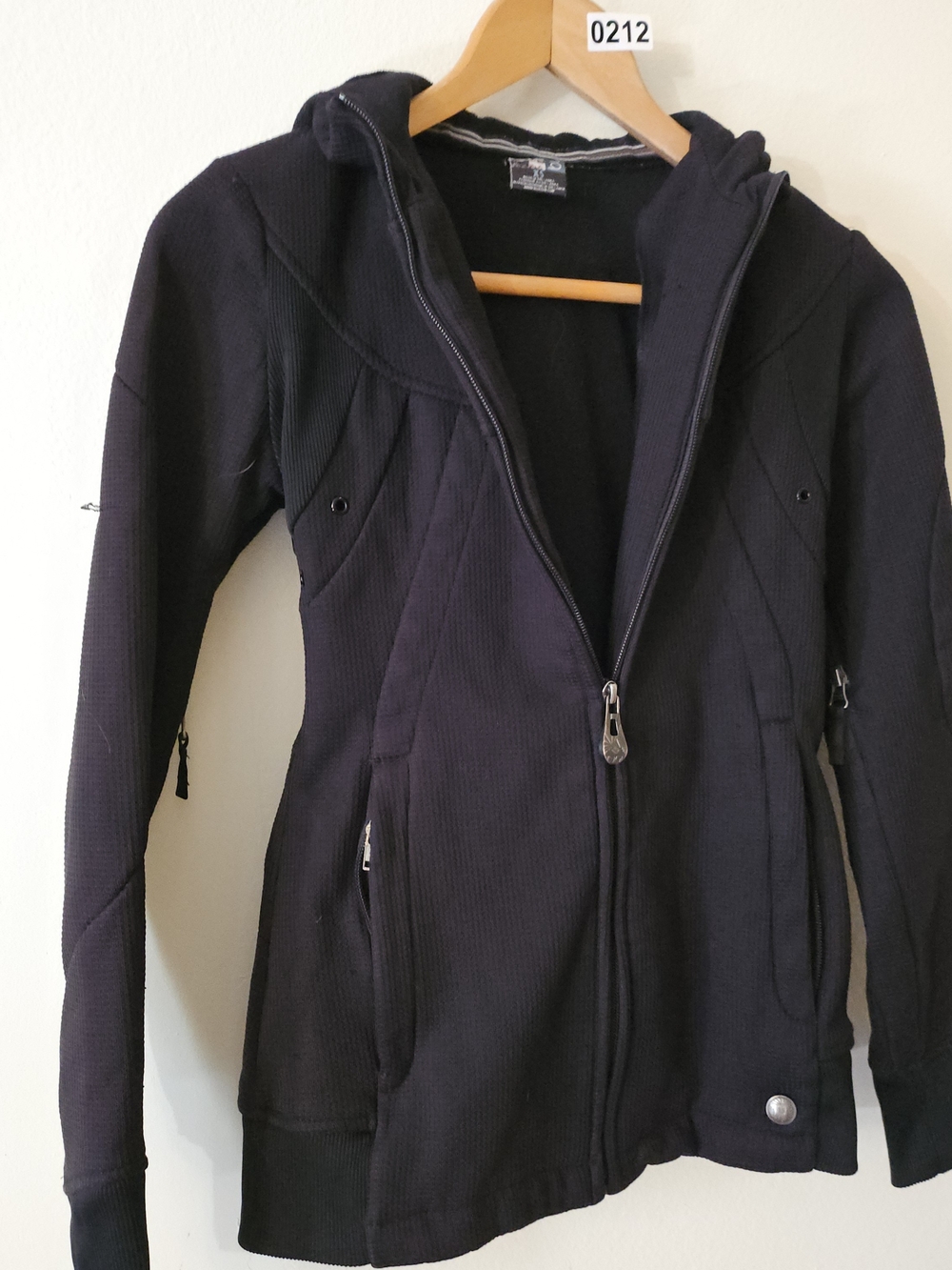 Burton Black Hooded Zip-Up Ski Jacket 212